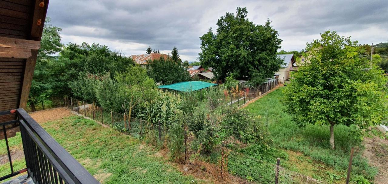 Green Nest Banesti Exterior photo